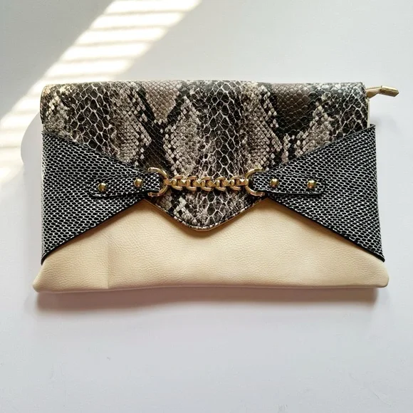 Snake Skin patterned Clutch Bag - Picture 1 of 4